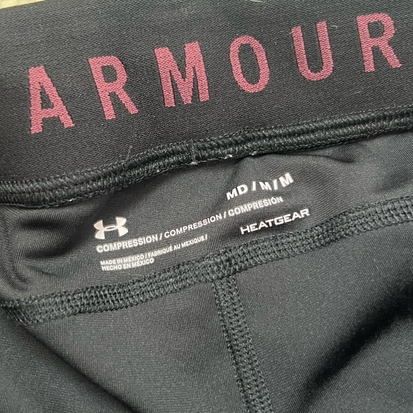 Under Armour Leggings (crop) - Picture 2 of 4